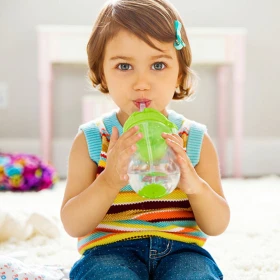 MUNCHKIN - Tip   Sip Straw Cup Green 12m+ | 296ml